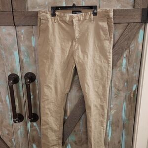 Men's Victorious Tan Pants Slim Fit